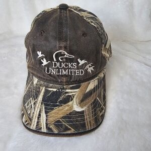 Ducks Unlimited Outdoor Cap Green Camo Ball Cap Hunting‎ Brown Leather Mens Hat